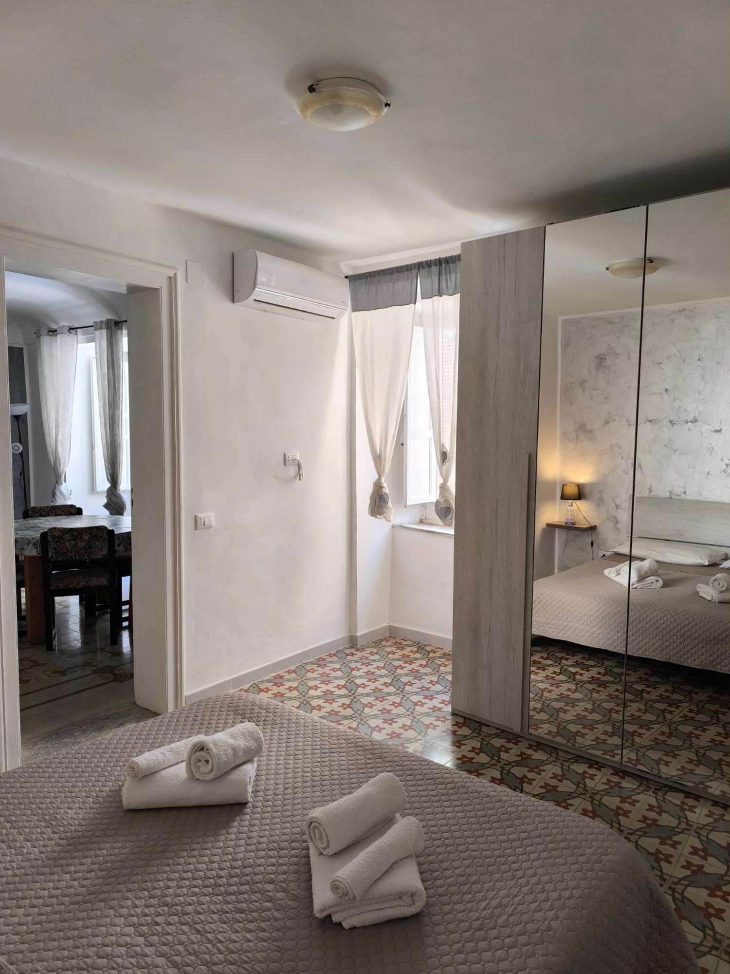 Casa Di Nick Apartment Трапани Екстериор снимка