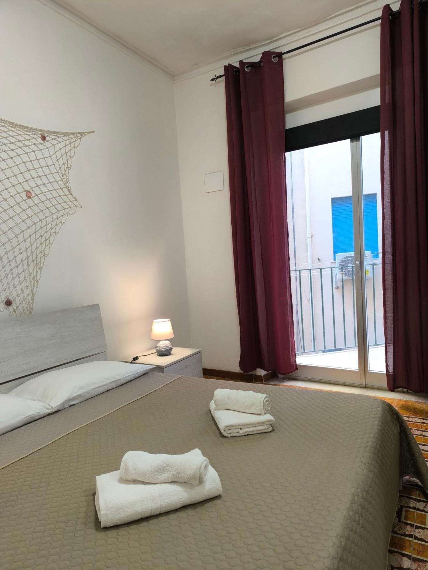 Casa Di Nick Apartment Трапани Екстериор снимка